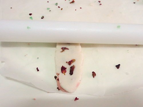 bagnoschiuma fai da te tutorial petali rosa
