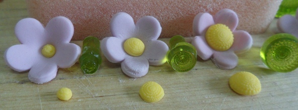 fiori pasta di zucchero semplici 2