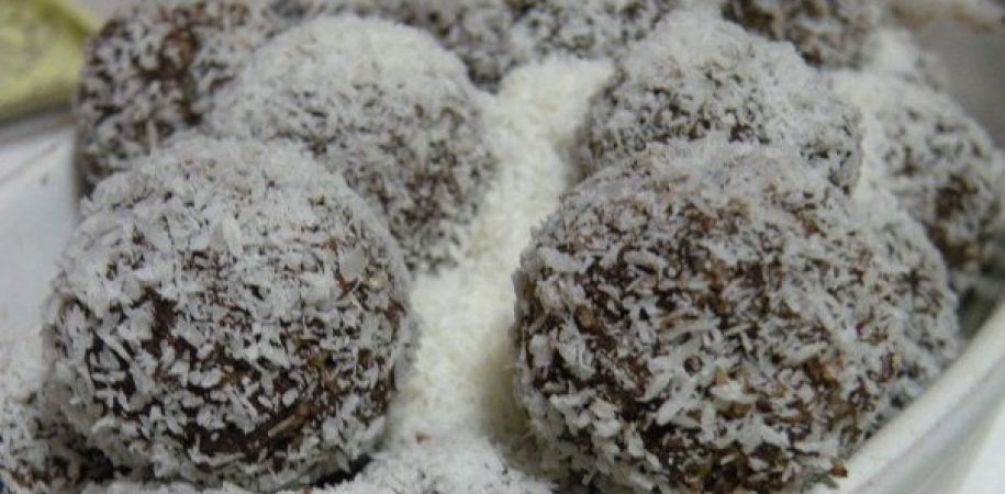 Palle di cocco con ricotta e cacao