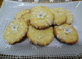 Lemon Crackle cookies